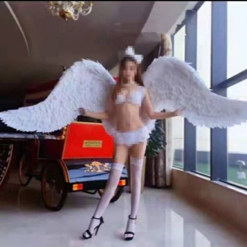 Cánh thiên thần, hóa trang thiên thần cánh ác quỷ