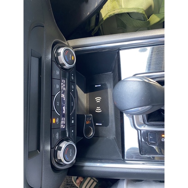 Sạc không dây cho mazda cx5 2018-2022