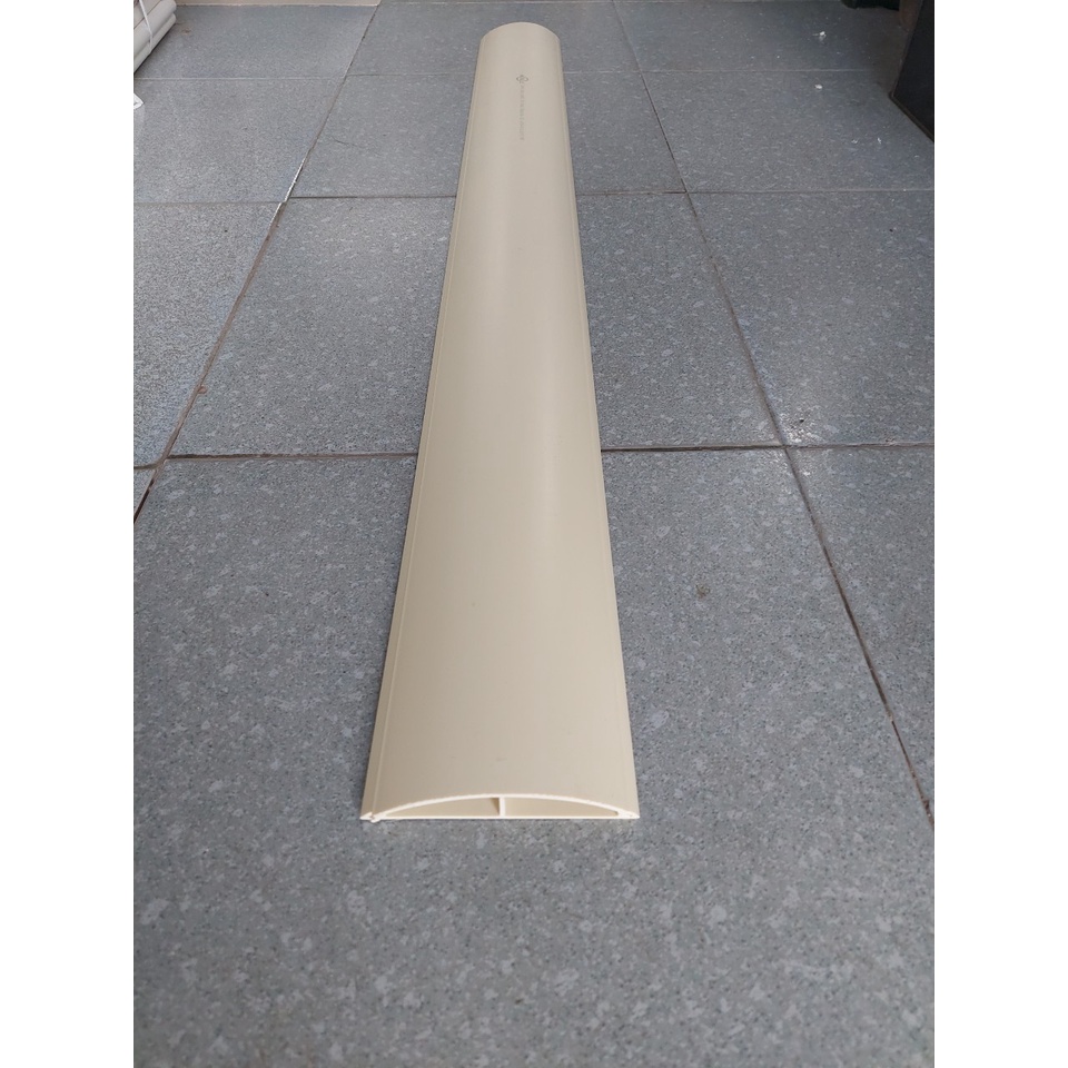 Ghen bán nguyệt D120, nẹp sàn bán nguyệt 120x25mm, máng nhựa luồn dây điện dưới sàn nhà