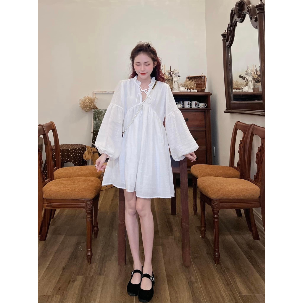 ĐẦM BBD TRẮNG CỔ BÈO TAY BÍ
