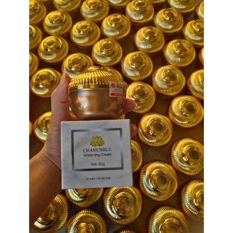 Kem ban ngày Chamomile