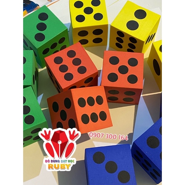 Xúc xắc bằng mút to 6.3cm
