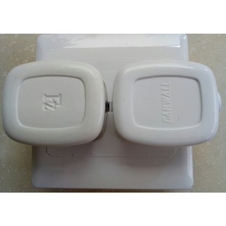 Mặt ổ cắm 6 lổ đa năng10A 250V