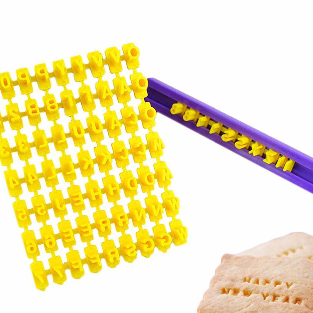 Khuôn Làm Bánh Quy / Sô Cô La / Bánh Ngọt Dập Nổi Họa Tiết Chữ Độc Đáo