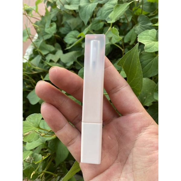 Vỏ son kem giá rẻ, cao cấp.
