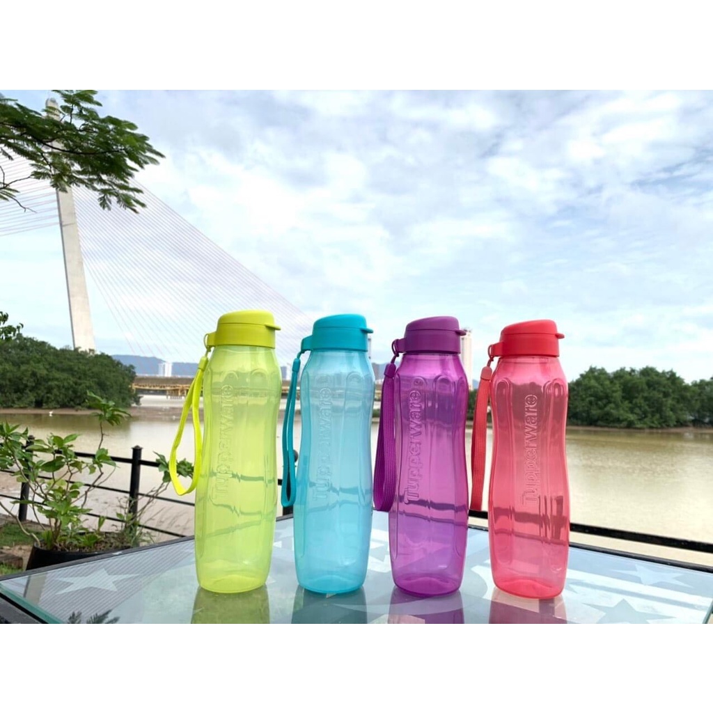 Bình nước nhựa cho bé mang đi học eco gen 2 Tupperware 1L 750ml nhựa nguyên sinh an toàn có dây đeo