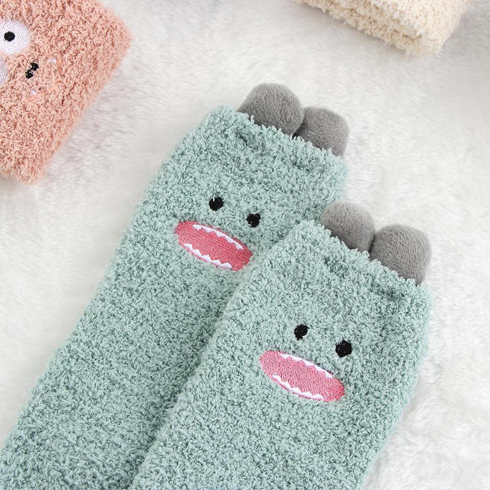 Vớ Nhung San Hô Mềm Mại Giữ Ấm Mùa Đông In Họa Tiết Thú Hoạt Hình