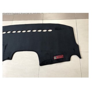 Thảm chống nóng taplo xe Mitsubishi Attrage 2016-2023
