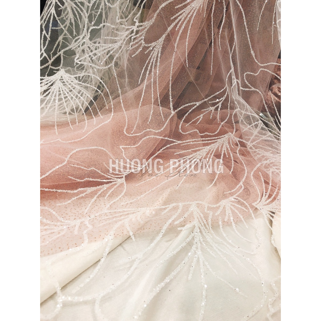 Vải ren kim tuyến trắng 586