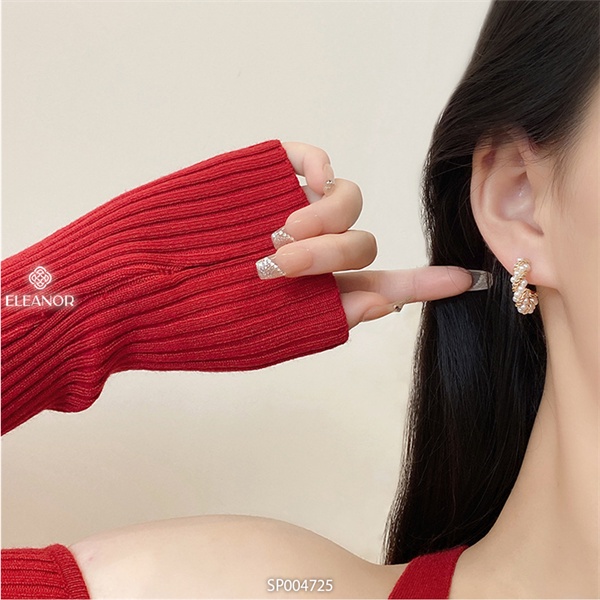Bông tai nữ chuôi bạc 925 Eleanor Accessories ngọc trai nhân tạo dạng xoắn cong chữ C phụ kiện trang sức 4725