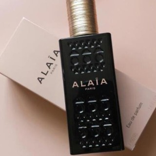 Nước hoa alaia paris eau de parfum -𝓶𝓪𝔂𝓬𝓮𝓮