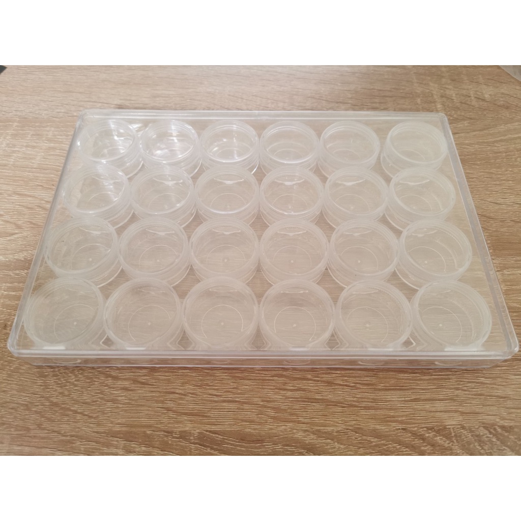 Hộp nhựa nhiều ngăn chứa dụng cụ và linh kiện