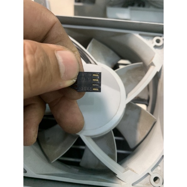 Quạt tháo Mac Apple PRO vuông 12cm delta 12v 0.75A