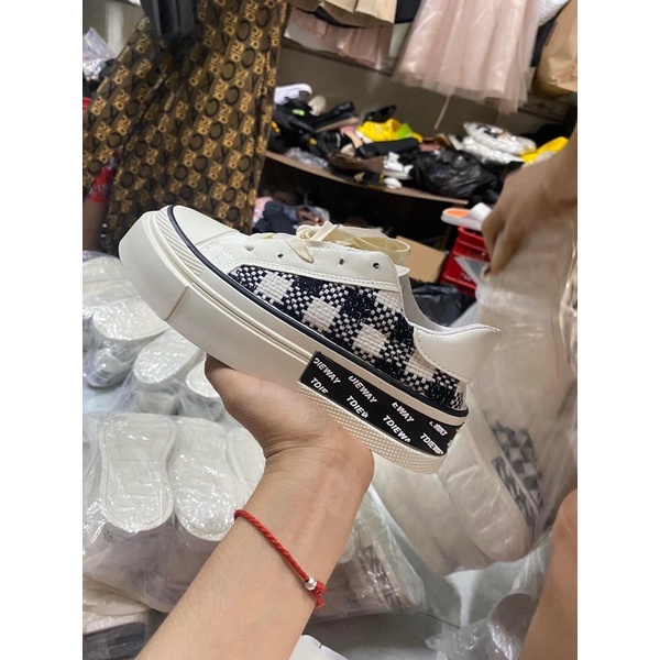 Giày thể thao nữ vải caro đan kim tuyến thời trang