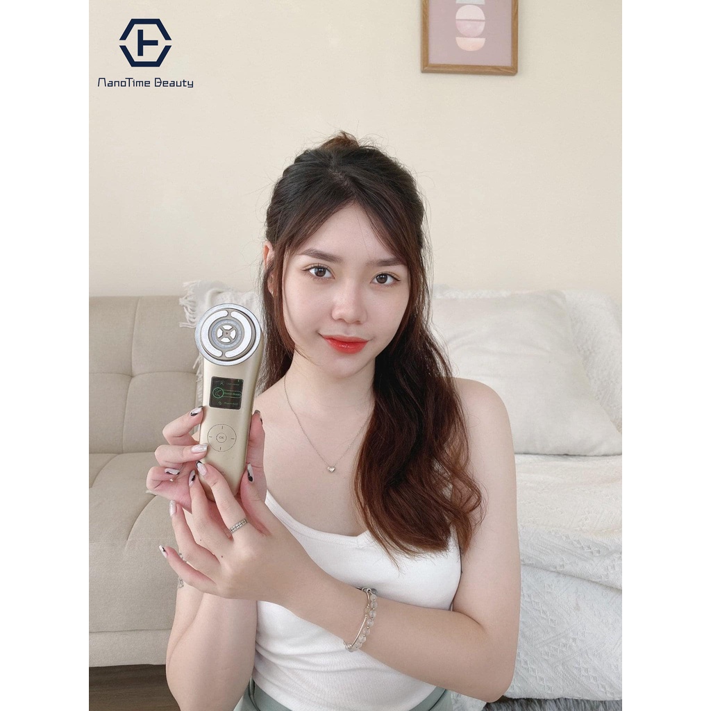 Máy Đẩy Dưỡng Chất Nâng cơ Trẻ Hóa Da 9 in 1 Thông Minh Nanotime F81E HTBeauty giúp hấp thu dưỡng chất nhanh, trẻ hóa