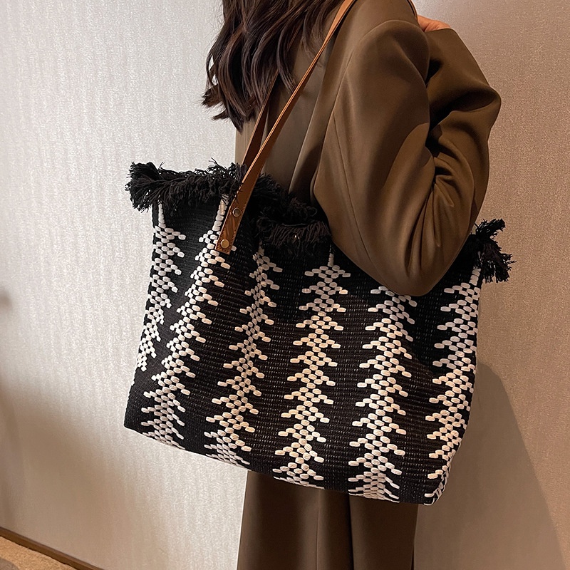 Túi Đeo Vai Cỡ Lớn Màu Sắc Thời Trang Cho Nữ