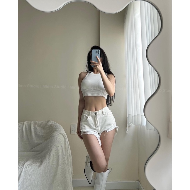 Thun croptop cổ tròn lót mút - Quần short jean rách