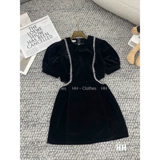 Váy nhung đính viền hở eo