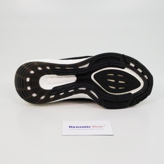 Giày Ub 22 Black White