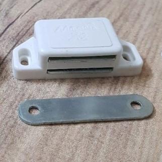 Hít nam châm của cánh tủ kính cục hít cửa tủ bếp nhôm gỗ đa năng cho cửa thông dụng