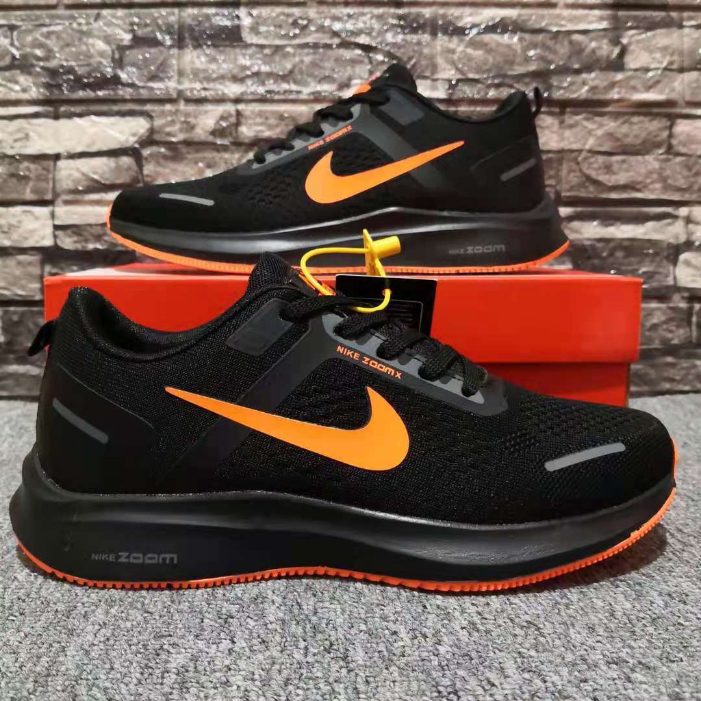 Giày ChạY Siêu Nhẹ ThoáNg Khí Cho Nam Và Nữ Size 36-44