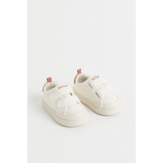 Giày quai dán H&M trắng sz 18-24