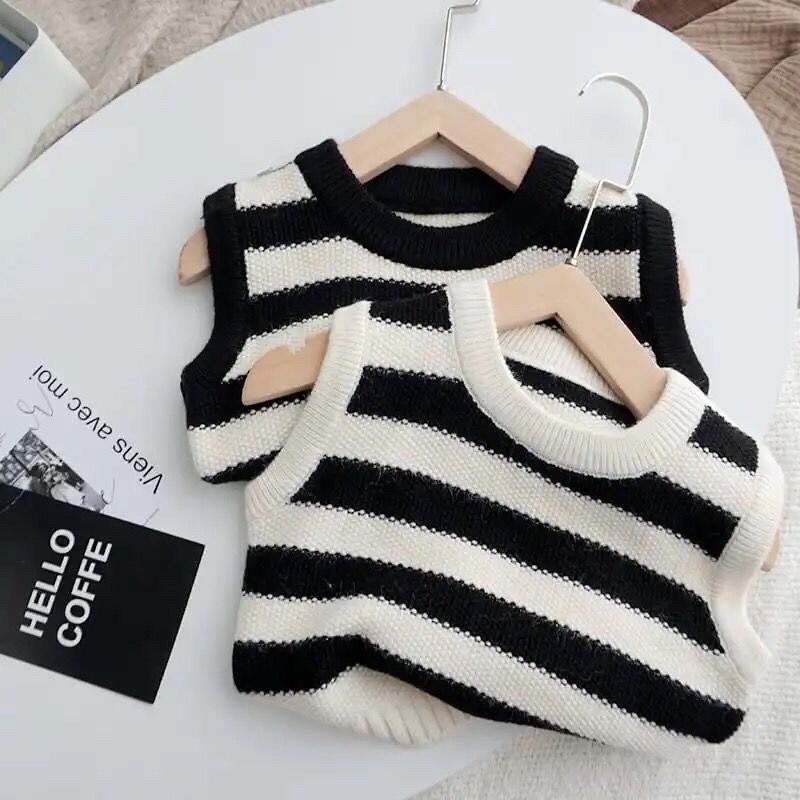 Áo gile len sọc đen trắng cho bé trai, bé gái