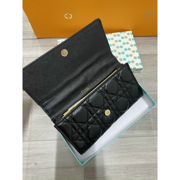 VÍ D TRẦN Ô SZ 20