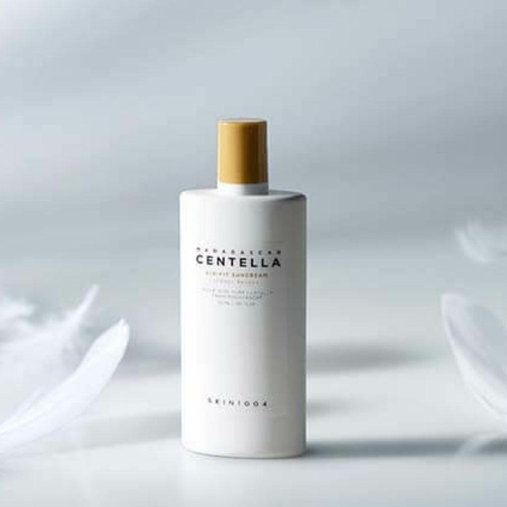 Kem Chống Nắng CENTELLA-Chống Nắng Nâng Tông Da, Lành Tính Chiết Xuất Rau Má - Skin1004 Madagascar Centella Air-Fit .