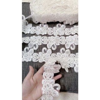 REN CHỈ GÂN VIỀN HOA