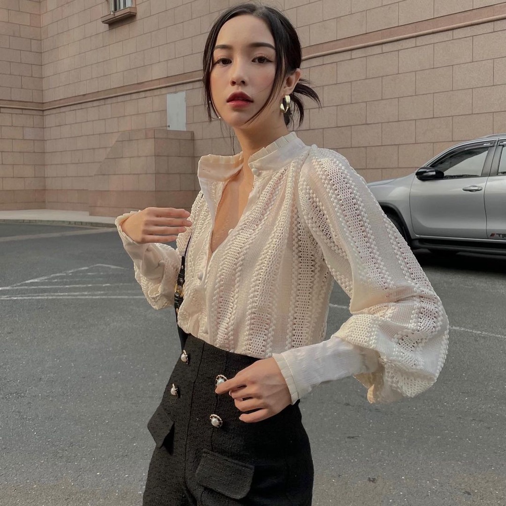 Áo Sơ Mi Kiểu Nữ Ren Tay Bồng Cúc Bọc Form Rộng Dáng Dài Màu Be Thanh Lịch Đi Học, Đi Làm, Đi Chơi - Dorji shirt