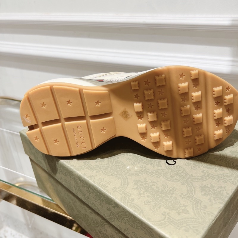 GIÀY THỂ THAO GC TRƠN