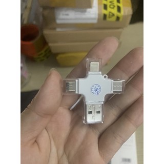 Đầu đọc thẻ nhớ Micro SD 4 in 1 cho iPhone và Android