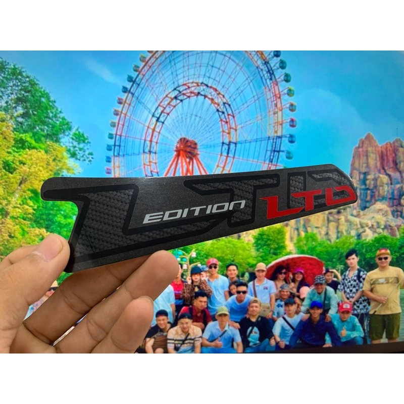 Tem cánh bửng Winner V1 2018  Phải