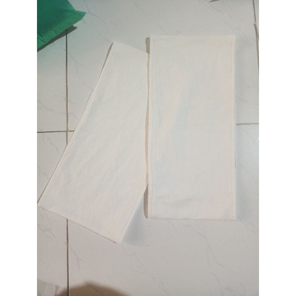 Áo ống lót viền kiểu hàn.