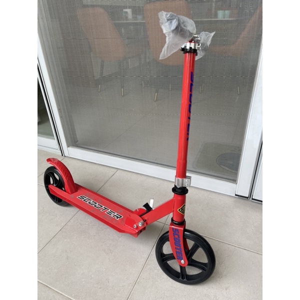 Xe Scooter sắt cho người lớn tải trọng tối đa 80kg bánh 20cm Mã sp 2138