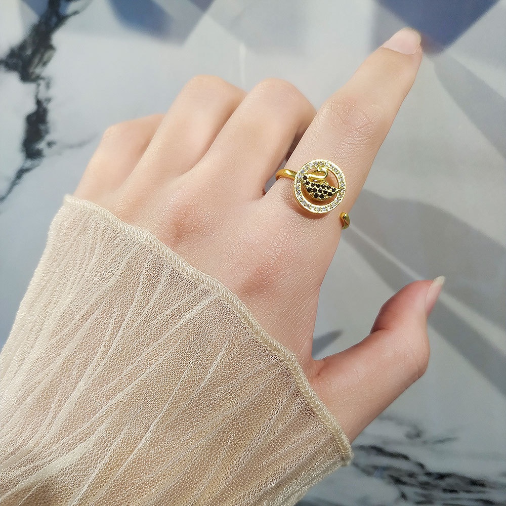 Nhẫn Hình Thiên Nga Thiết Kế Sáng Tạo Giúp Giảm Căng Thẳng Dành Cho Nữ