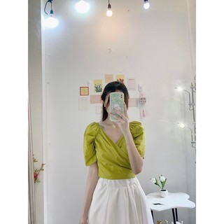 Áo buộc vạt eo