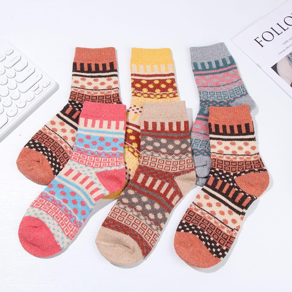Set 5 Đôi Tất Giữ Nhiệt Dày Dặn Phong Cách Dân Tộc