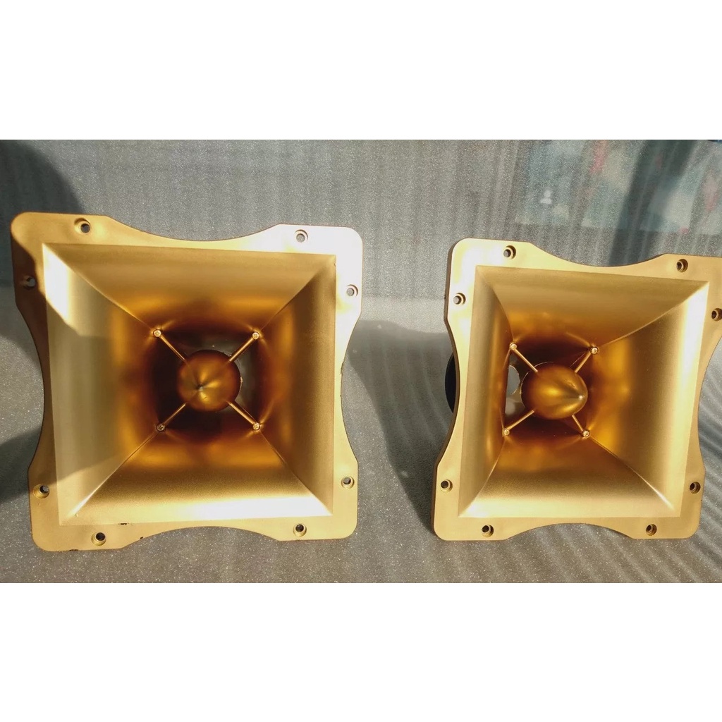 2 CÁI PHỄU LOA HỎA TIỄN KÍCH THƯỚC 23X23 -GHÉP VỚI TRÉP 450 VÀ 750
