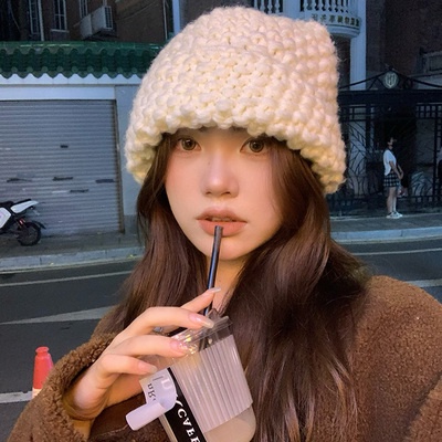 Mũ Len Dày Dặn Bảo Vệ Tai Họa Tiết Quả Dứa Thời Trang Thu Đông Cho Nữ