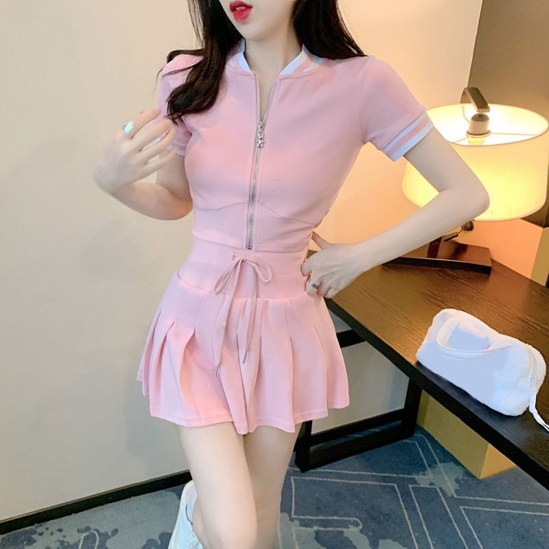   Bộ Áo Tay Ngắn Dáng Ôm Xếp Ly Phối Chân Váy Lưng Cao Thời Trang Mới Cho Nữ
