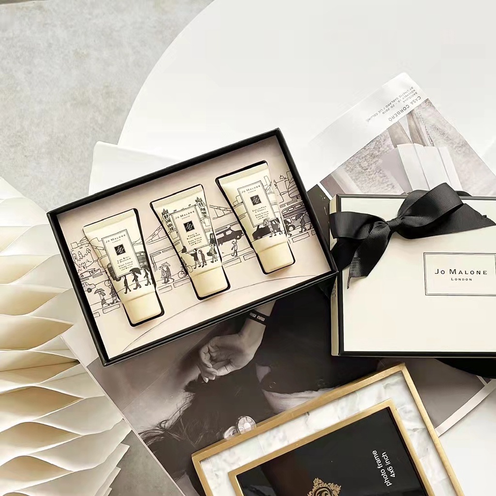 JO MALONE Set 3 Tuýp Kem Dưỡng Ẩm Da Tay Phiên Bản Giới Hạn Malone 30ml
