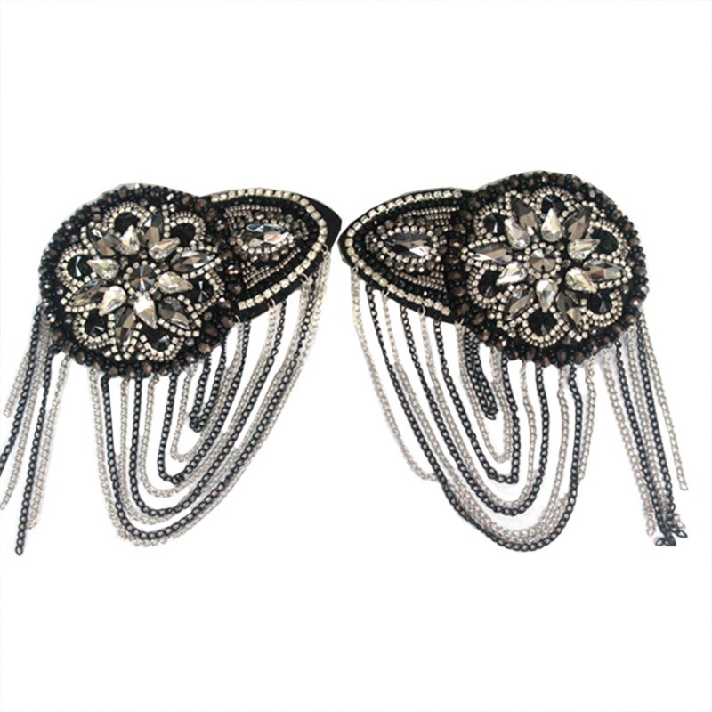 Miếng Đệm Vai Đính Đá Phối Dây Xích Tua Rua Phong Cách Vintage