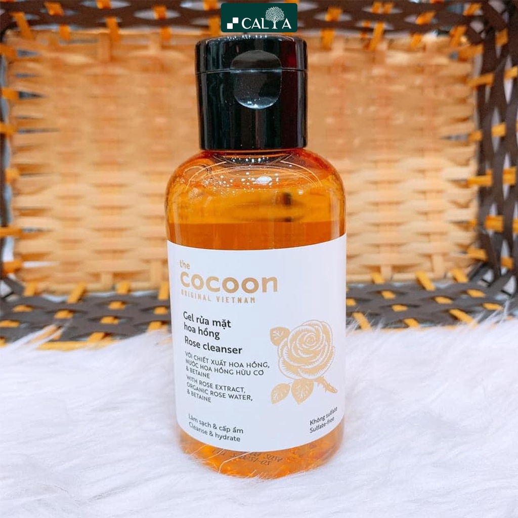 Gel Rửa Mặt Cocoon Hoa Hồng Làm Sạch Sâu, Dưỡng Ẩm, Se Khít Lỗ Chân Lông - Cocoon Rose Cleanser 140ml