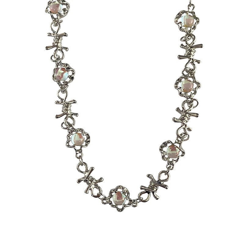 Vòng cổ Mặt Trăng Khuyết Đính Đá Nhỏ Tinh Tế