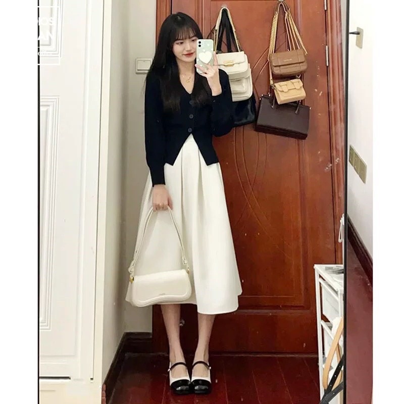 Set Áo Len Tăm Bo Dày Dặn Phối Chân Váy Kem