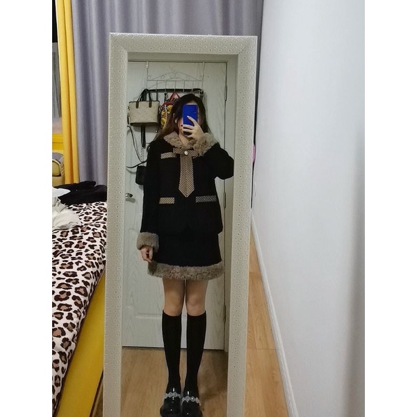 ẢNH THẬT Set Áo Khoác Chân Váy Dạ Đen Viền Bông