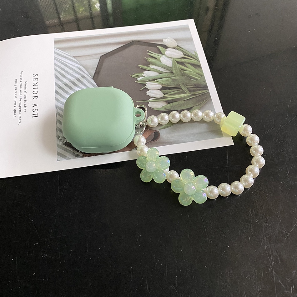 Vỏ Bảo Vệ Hộp Sạc Tai Nghe Samsung Galaxy buds 2 Pro / buds Live / buds Pro Bằng Silicon Họa Tiết Hoa Kèm Móc Khóa Xinh Xắn