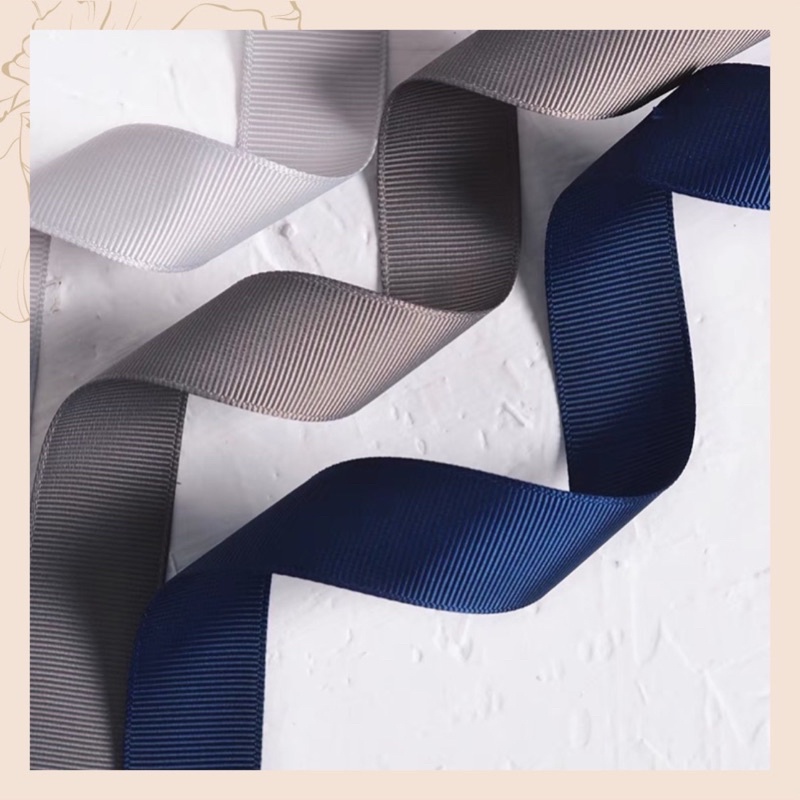 Ruy băng gân gói quà